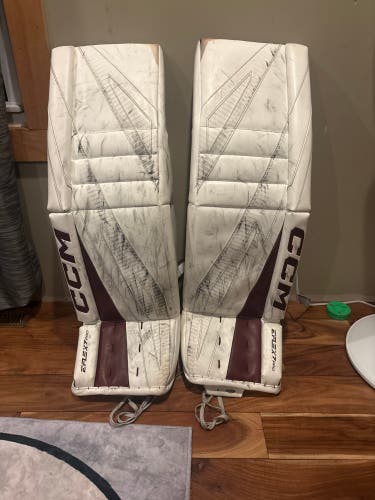 Hrabal 36" 2025 CCM EFlex 7 Goalie Leg Pads Pro Stock (Used)