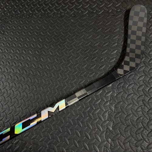 Senior CCM JetSpeed FT8 Pro Left Hand Hockey Stick P88 85 Flex (New) - Charcoal