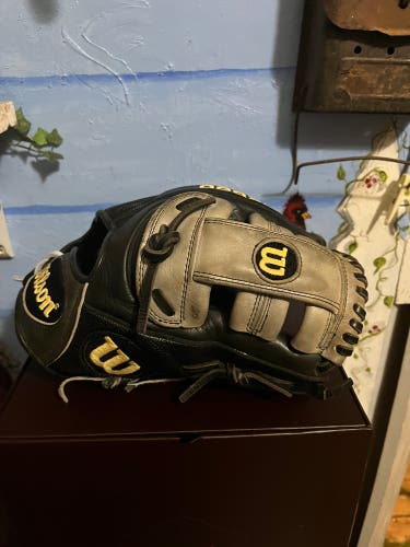Pro issue G4 Wilson A2000 RH Baseball Glove 11.5"