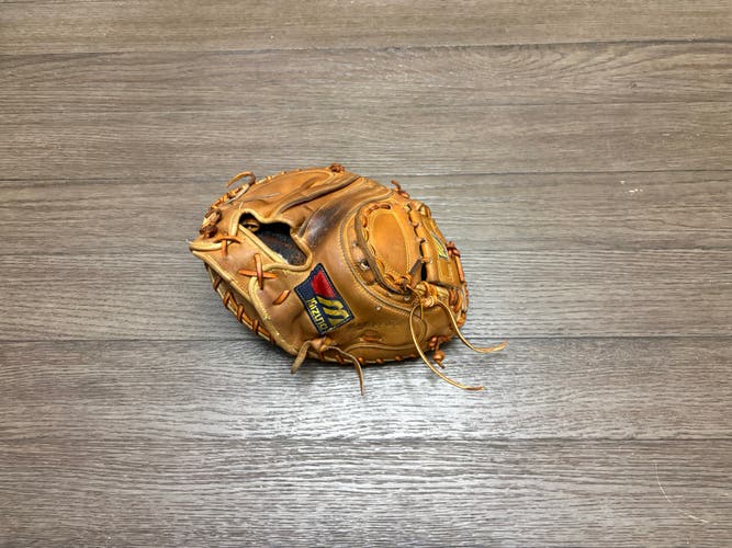 Mizuno Pro Limited Edition 33.5" Catchers Mitt