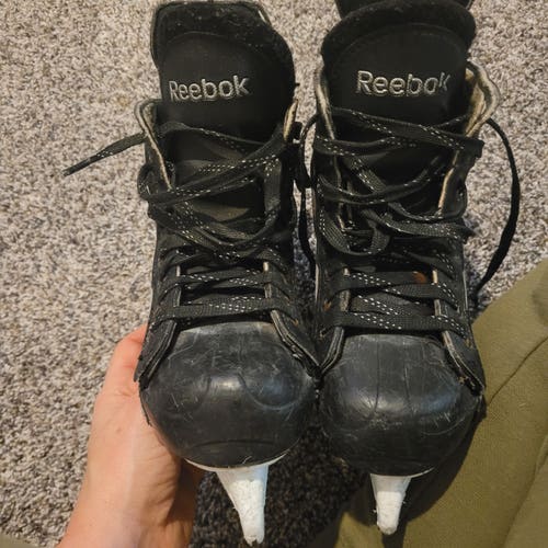 Reebok FitLite Hockey Skates Size 1 (Used)