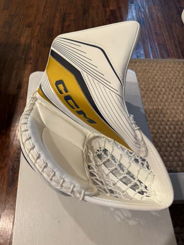 2024 CCM EFlex 6 Regular (New)