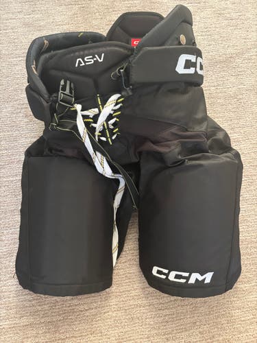 Men's Senior Large CCM Tacks AS-V Hockey Pants (New)