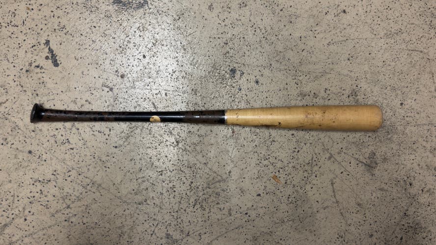 AXE Maple Bat (-3) 30 oz 33" (Used)