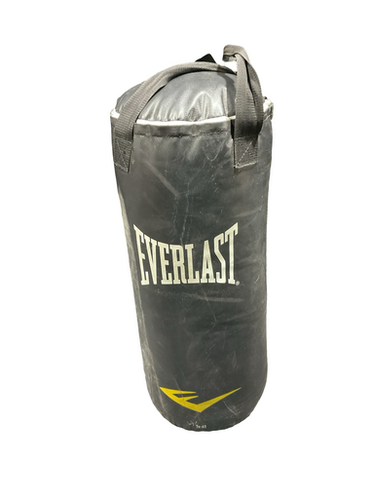 Used Everlast HEAVY BAG Boxing Heavy Bag Black 40 lb 11834-S000049076