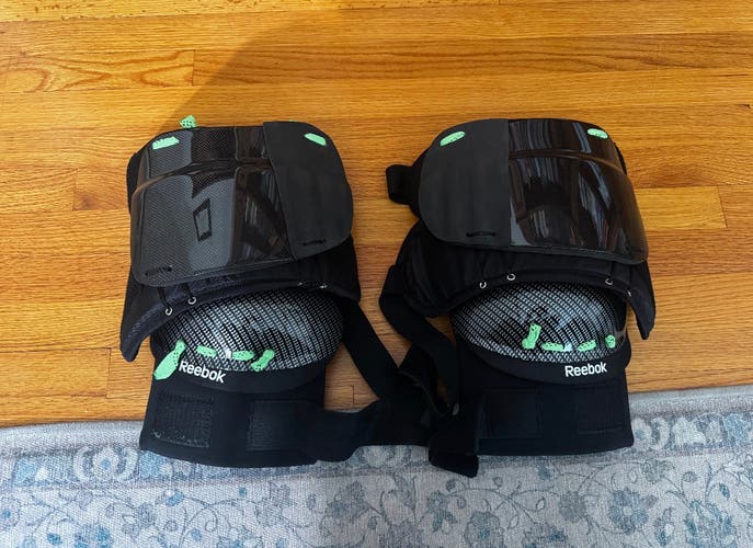 Reebok KP20k Senior Pro knee guards(Used)