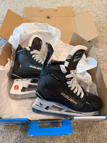 New Bauer Supreme Shadow Hockey Skates 8 Fit 2