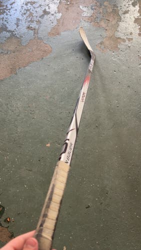 Senior Bauer Vapor League Pro (Team Stock) Left Hand Hockey Stick P28 77 Flex