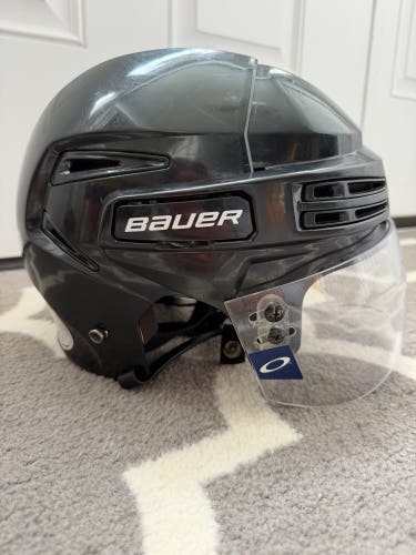 Large Bauer Re-Akt 75 Helmet (Used)