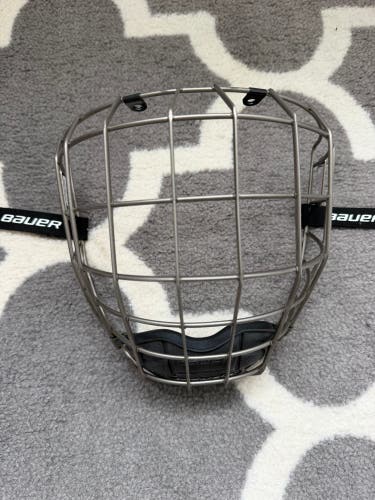 Large Bauer Profile III Facemask Full Cage (New)