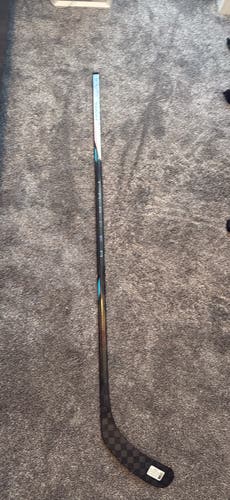 Senior Bauer Nexus Tracer Right Handed Hockey Stick P92 77 Flex (New)