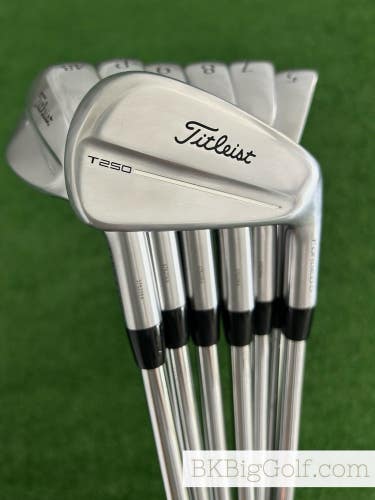 Titleist T250 25 Forged Iron Set 5-48 / KBS Tour Lite Regular +1/2