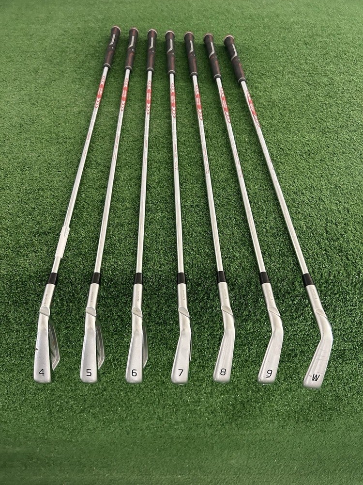 Ping i500 Forged Iron Set 5-W / UST Mamiya Attas 110 Extra Stiff