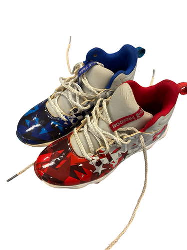 Used Under Armour CLEATS BB/SB Cleats Navy Blue And Red Junior 03.5 11682-S000129019