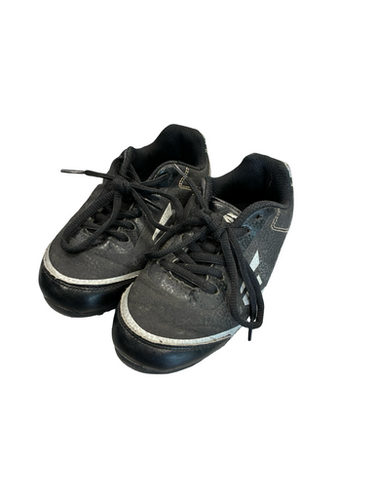 Used Easton Soccer Cleats Black Youth 13.0 11682-S000130422