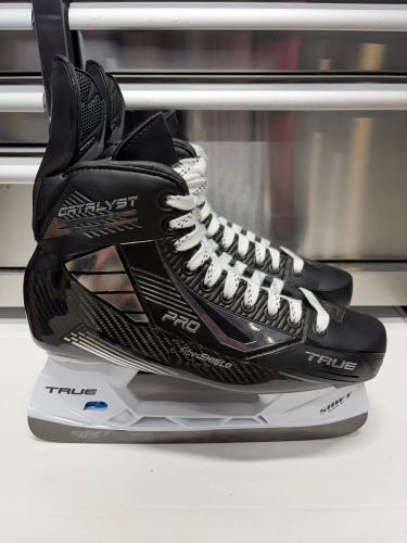 True Catalyst Pro Skate Size 10 Regular Width OHL Pro Stock (New)