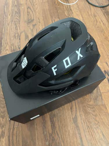Small Fox Speed Frame Bike Helmet (Used)