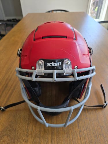 Adult Large Schutt F7 2.0 - (2024)  Scarlet Red - Matte Finish - Helmet (Used)