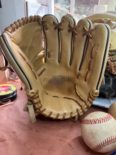 Easton Pro Collection RH Baseball Glove 12" (Used)