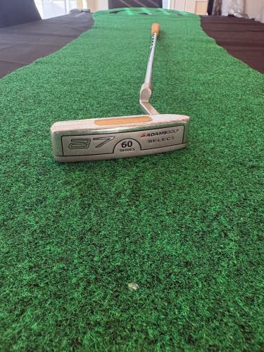 Golf Putter: Men's Adams Blade Right Handed Putter (Used)