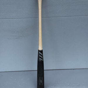 Marucci AM22 Maple Bat other 32" (Used)
