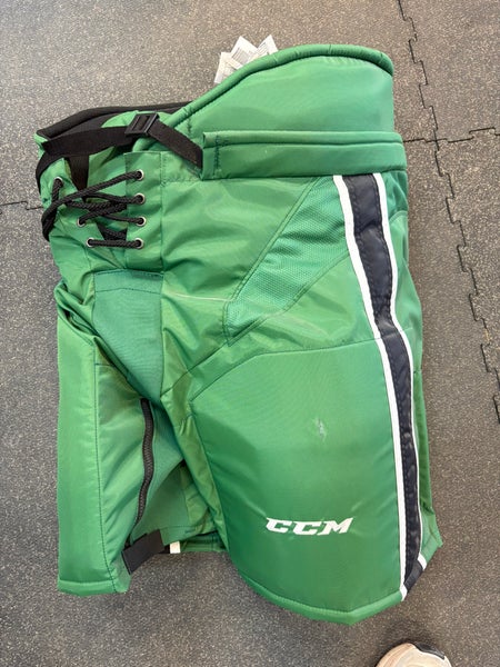 Senior Medium CCM HP35 Hockey Pants (Used)