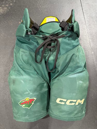 Wild Senior Large CCM HPTKXP Hockey Pants Pro Stock (Used) 9926