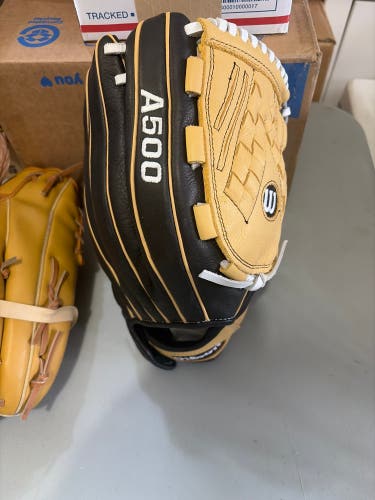 Wilson A500 RH Baseball Glove 12.5" (New)