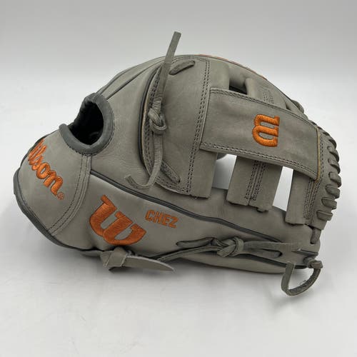 Wilson A2000 G4 11.5 Infield Baseball Glove