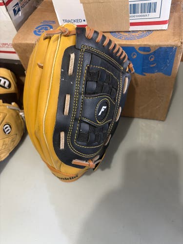 Franklin Fieldmaster RH Baseball Glove 12.5" (Used)