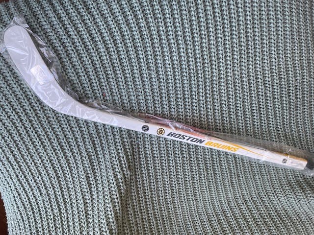 NHL MINI COMPOSITE Hockey Stick BOSTON BRUINS. 24" LEFT