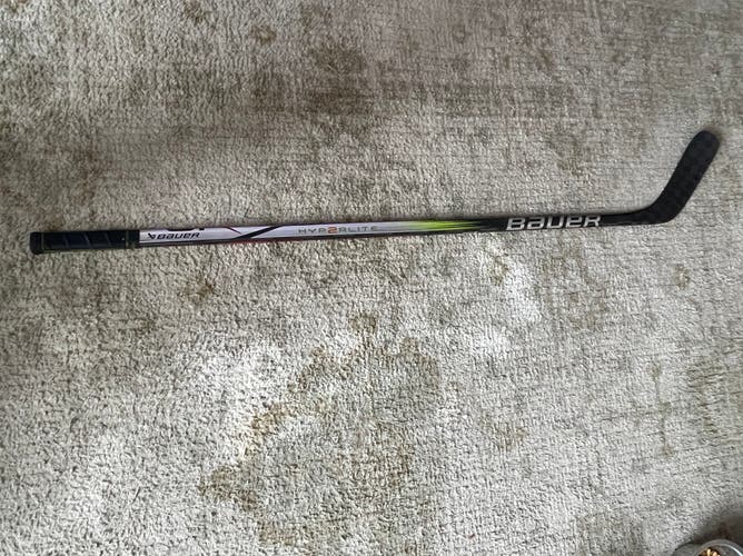 Junior Bauer Vapor Hyperlite 2 Left Hand Hockey Stick P88 50 Flex Comes With Buttendz  (Used)