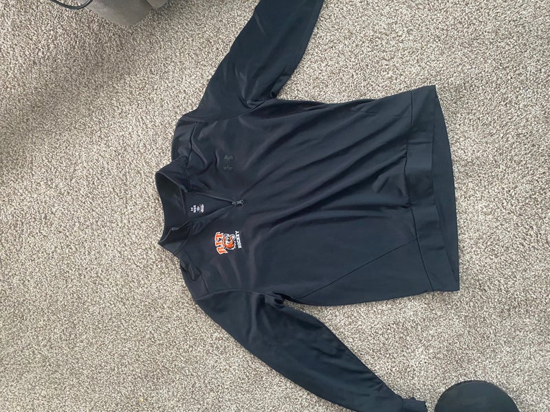 RIT issued Men's Hockey Large quarter zip