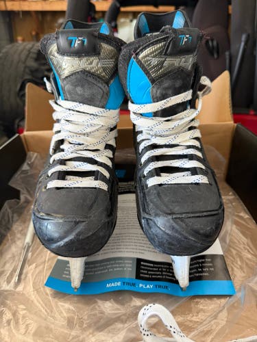 2021 True TF7 Hockey Skates Regular Width Size 3 (Used)