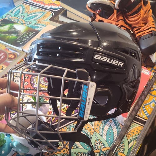 New Medium Bauer IMS 5.0 Helmet