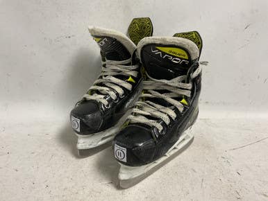 Used Bauer VAPOR 3X Youth Hockey Skate Youth 11.0 11855-S000201859