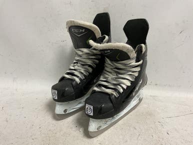 Used CCM RIBCORE 74K Junior Hockey Skate Junior 02.5 11855-S000201812