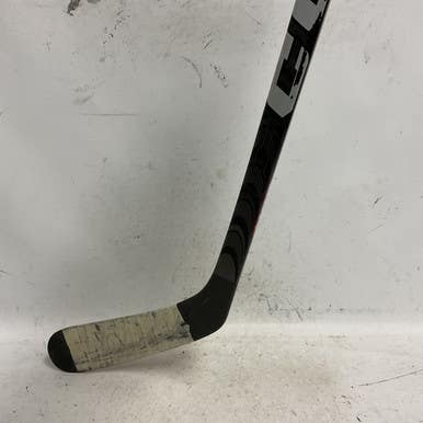 Used CCM JETSPEED FT5 PRO Senior One Pce Right Grip Black And Silver 85 Flex 11855-S000201718