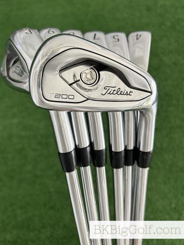 Titleist T200 Forged Iron Set 4-P / True Temper AMT Black Stiff