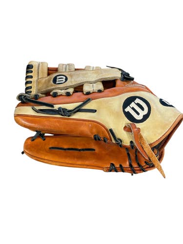 Wilson LH A2000 1775 Baseball Glove 12.75" (Used)