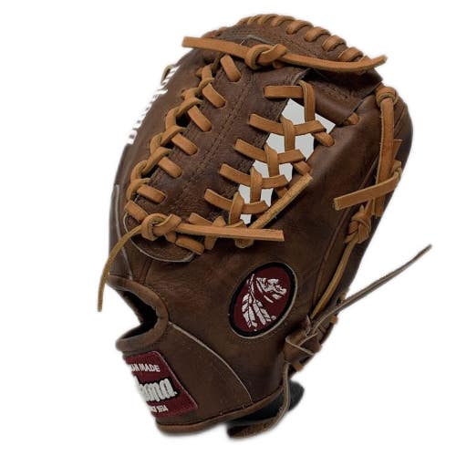 Nokona Walnut 11.5 in M Trap Infield Baseball Glove Made in USA Right Hand Throw