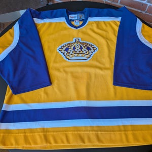 Los Angeles Kings Throwback Jersey