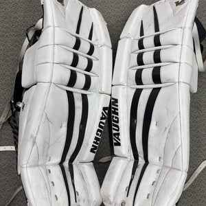 31" Vaughn Velocity 1000i Pro Goalie Leg Pads (Used)