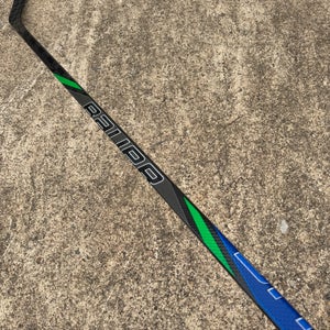BAUER Nexus Tracer Pro Stock Hockey Stick Grip P28 77 Flex Right 5058