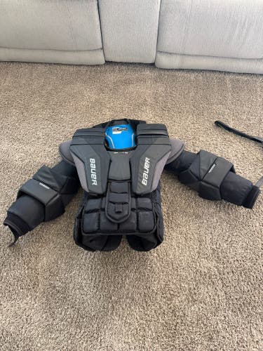 Large 2023 Bauer Elite Goalie Chest Protector (Used)