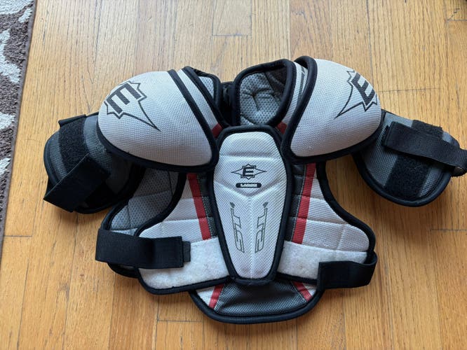 Large Youth Easton ST4 Shoulder Pads (Used)