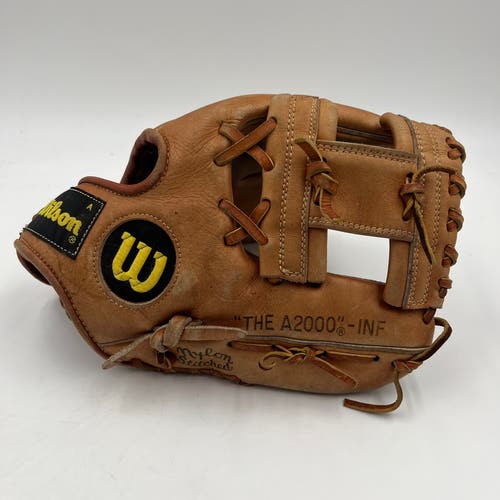 Wilson The A2000 INF 11.5 Infield Baseball Glove