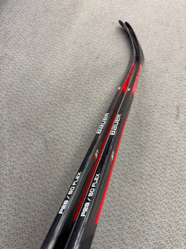 2-Pack Junior Bauer Vapor X3.7 Right Handed Hockey Stick P28 50 Flex (New)