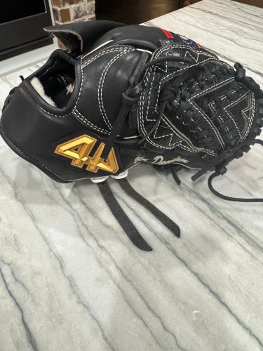 44 Pro Signature Series RH Pitcher's Baseball Glove 11.25" (Used)