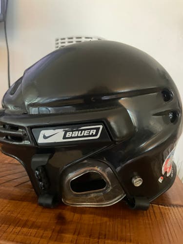 Medium Bauer 5500 Helmet Pro Stock (Used)